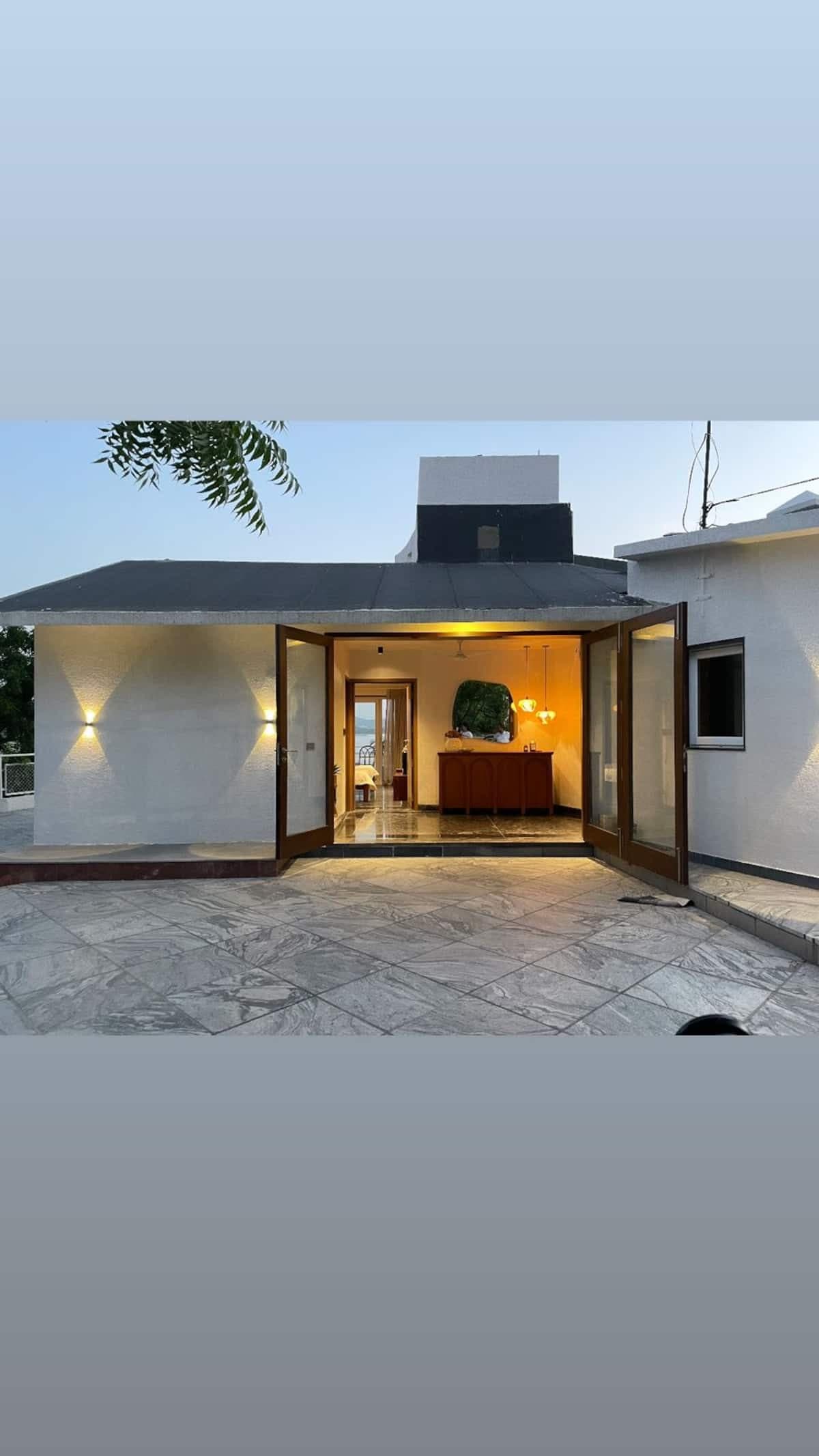 The Lake Villa photo 2